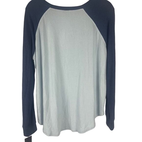 Free Press pj top loungewear blue w snowflake extra soft mat sz M w bonus pants - Picture 4 of 11